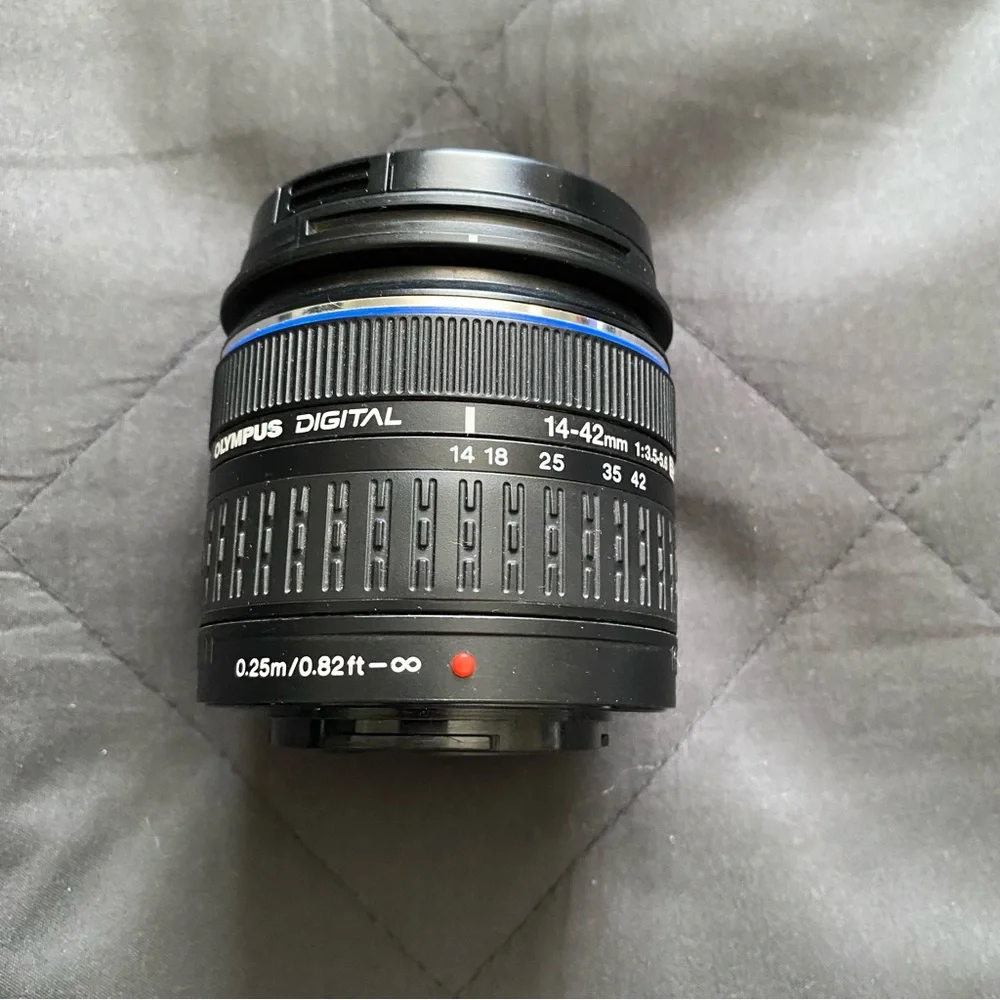 Olympus Digital Lens 14-42mm 1:3.5-5.6 ED